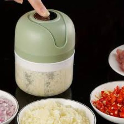 Hachoir et mixeur rechargeable batteur robuste mini hachoir indispensable - Cuisinelecoffret.com
