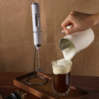 Mixeur, Mousseur a lait, batteur de qualité supérieur pour vos créations - Cuisinelecoffret.com