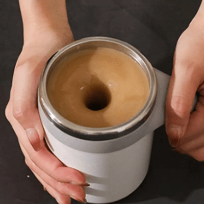 Mixeur : tasse magnétique rotative pour bureau maison voyage - Cuisinelecoffret.com