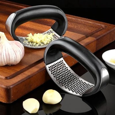 Ustensiles de cuisine: Presse ail, fruits, légumes presse ail inox qualité supérieur - Cuisinelecoffret.com